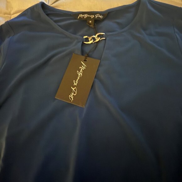 Flattering, Silky, Stylish Top.  New with Tags - Picture 1 of 2